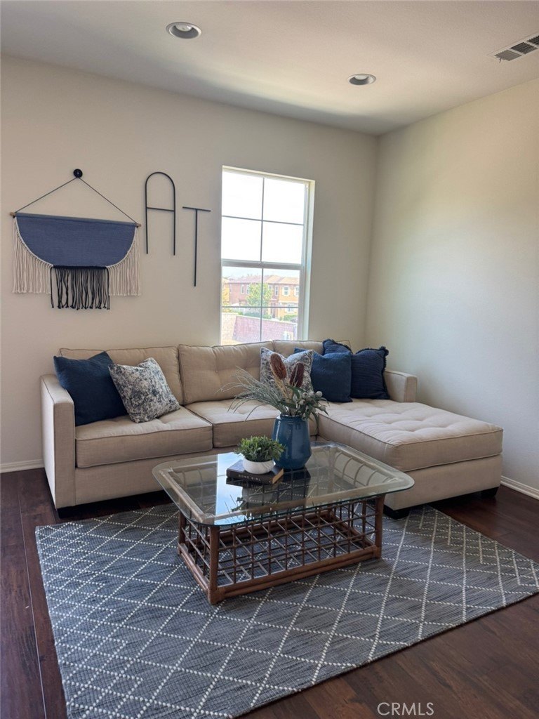 Santa Fe Springs, California, 90670, United States, 4 Bedrooms Bedrooms, ,3 BathroomsBathrooms,Residential,For Sale,1849059
