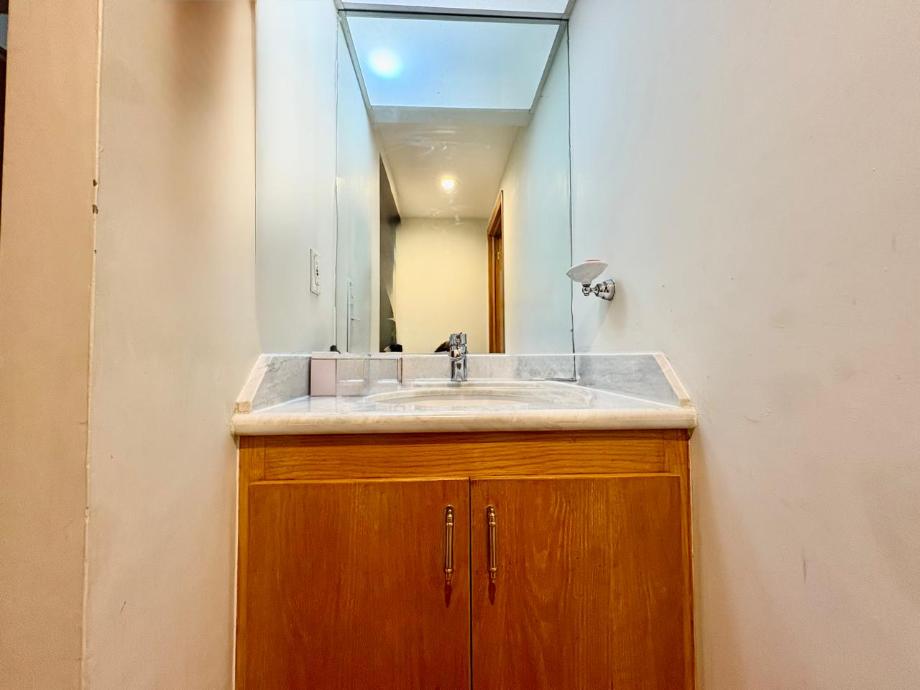 Cerrada de Tecamachalco, Miguel Hidalgo, Ciudad de México, 11650, Mexico, 3 Bedrooms Bedrooms, ,3 BathroomsBathrooms,Residential,For Sale,Cerrada de Tecamachalco,1444611