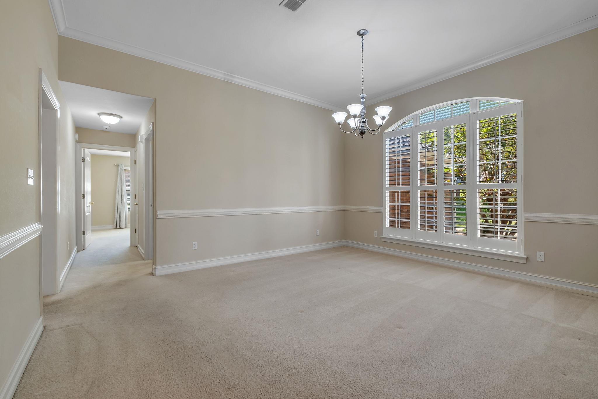 Tallahassee, Florida, 32312, United States, 4 Bedrooms Bedrooms, ,3 BathroomsBathrooms,Residential,For Sale,1966358