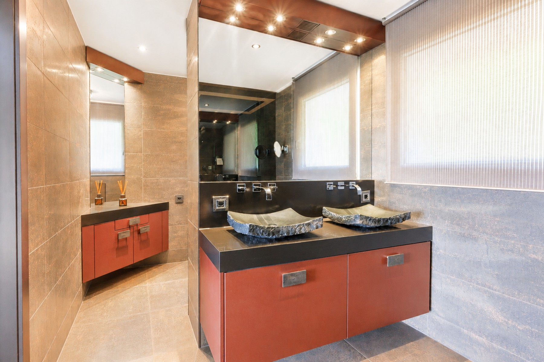  Stunning duplex apartment with lake views and high-quality finishes - 物件實景