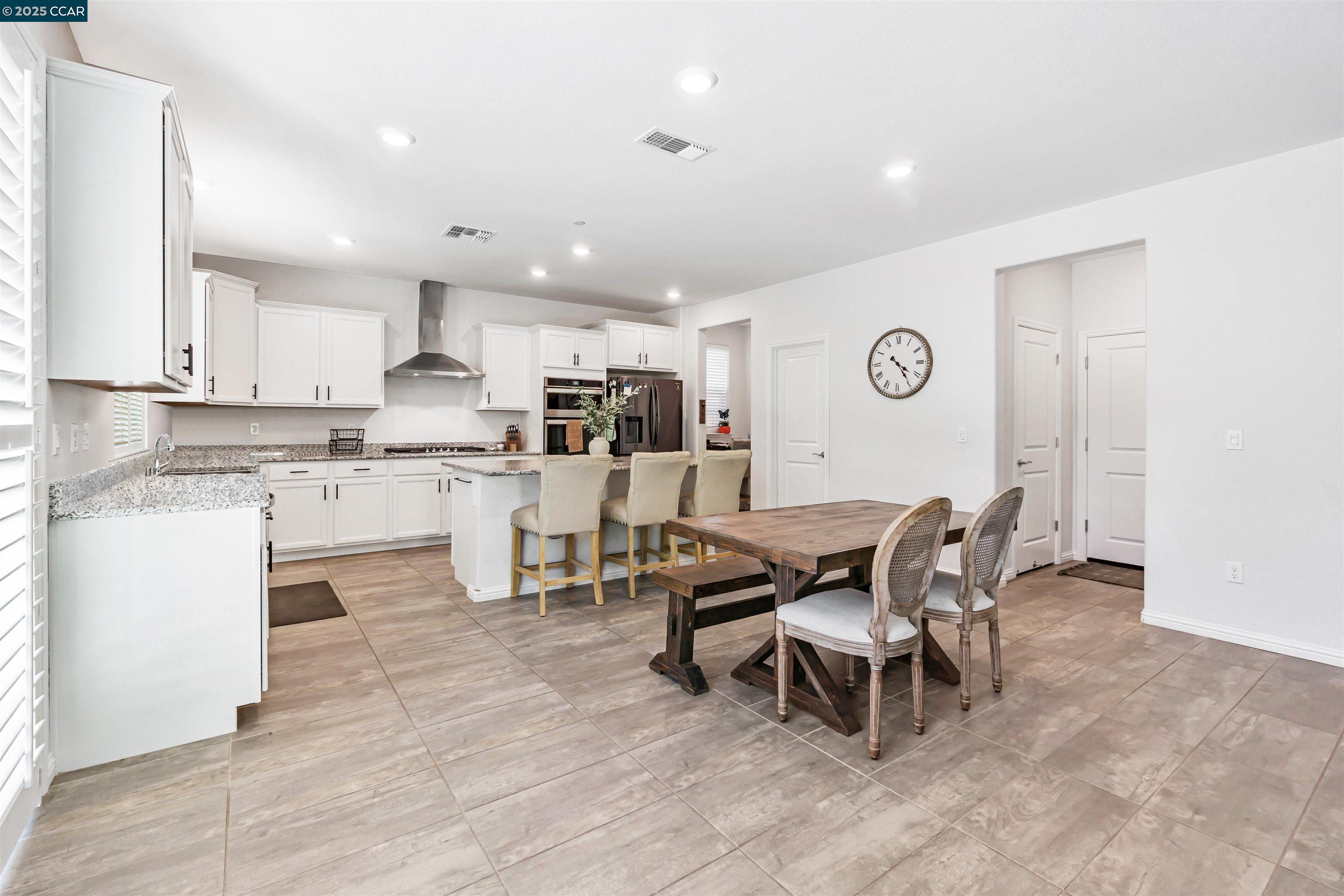 Brentwood, California, 94561, United States, 4 Bedrooms Bedrooms, ,2 BathroomsBathrooms,Residential,For Sale,1997182