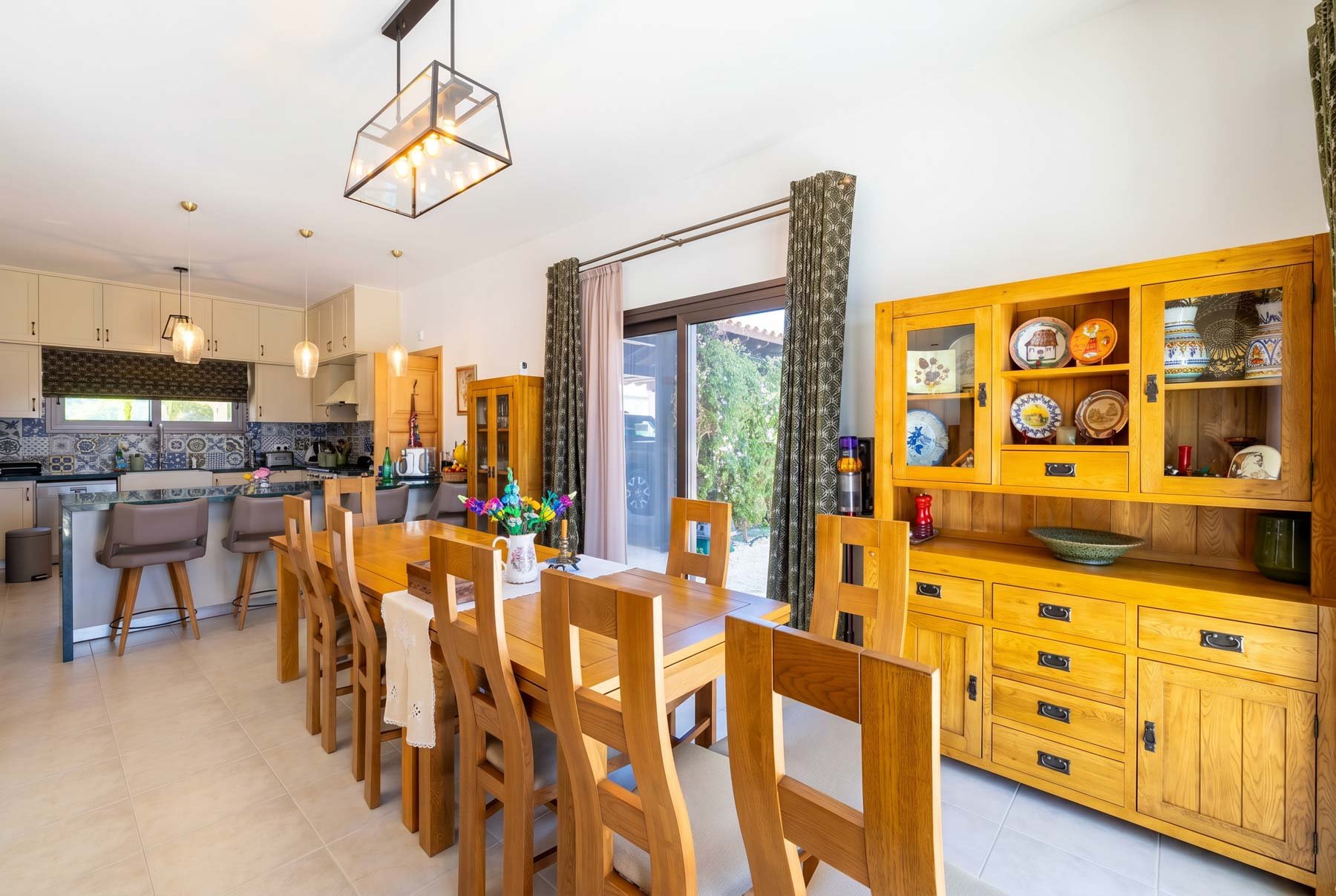  Four Plus One Bedroom Villa with Private Pool in Stroumbi, Pafos - 物件實景