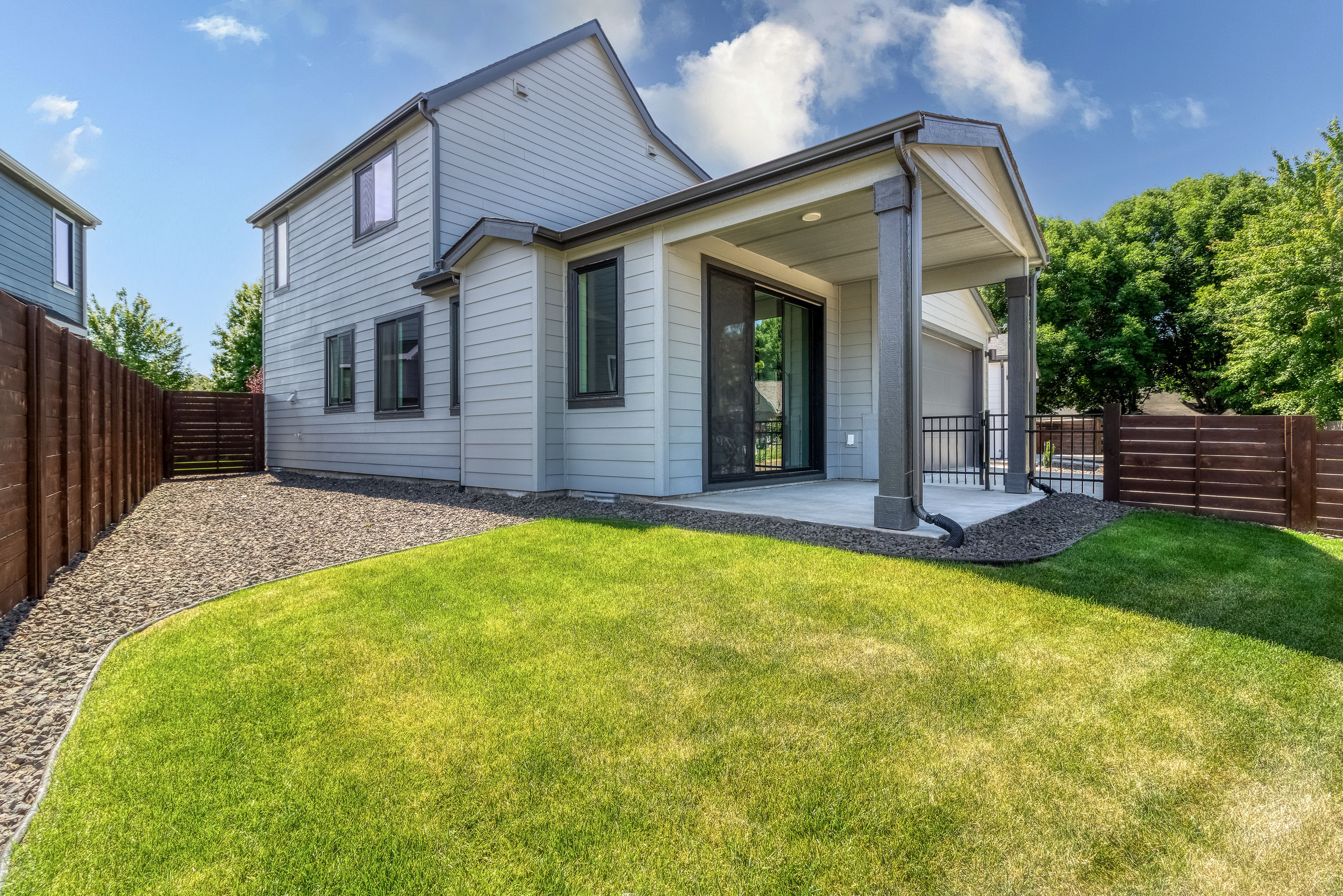  1021 SE Garrison Village Wy - 物件實景