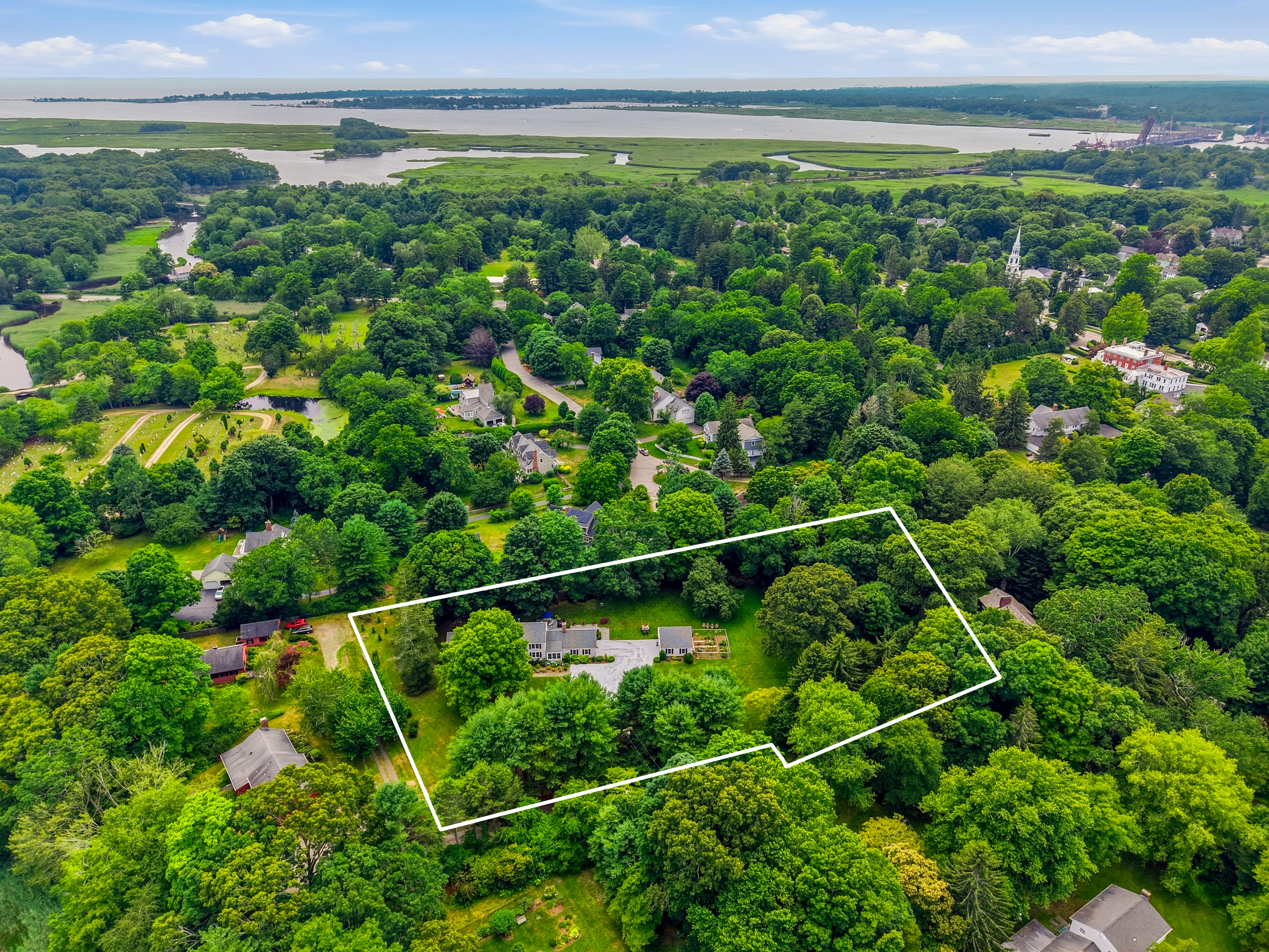  Beautifully Renovated Colonial in he Hart of Old Lyme Village - 物件實景