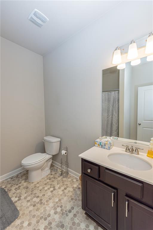 Lawrenceville, Georgia, 30046, United States, 5 Bedrooms Bedrooms, ,4 BathroomsBathrooms,Residential,For Sale,1982539