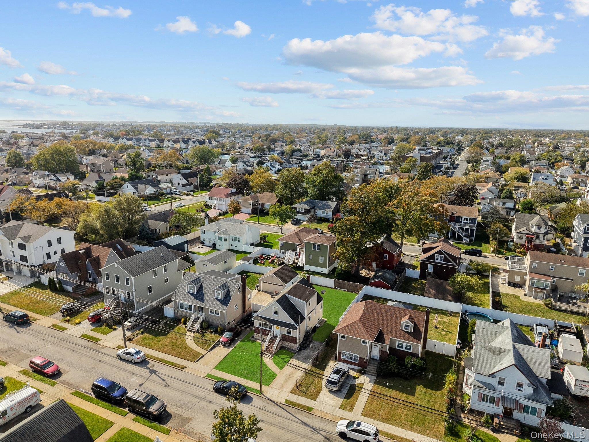 Freeport, New York, 11520, United States, 4 Bedrooms Bedrooms, ,2 BathroomsBathrooms,Residential,For Sale,1981047