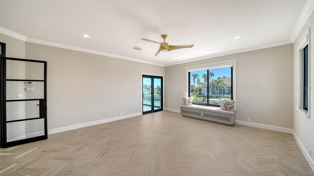 Longboat Key, Florida, 34228, United States, 4 Bedrooms Bedrooms, ,4 BathroomsBathrooms,Residential,For Sale,1751761