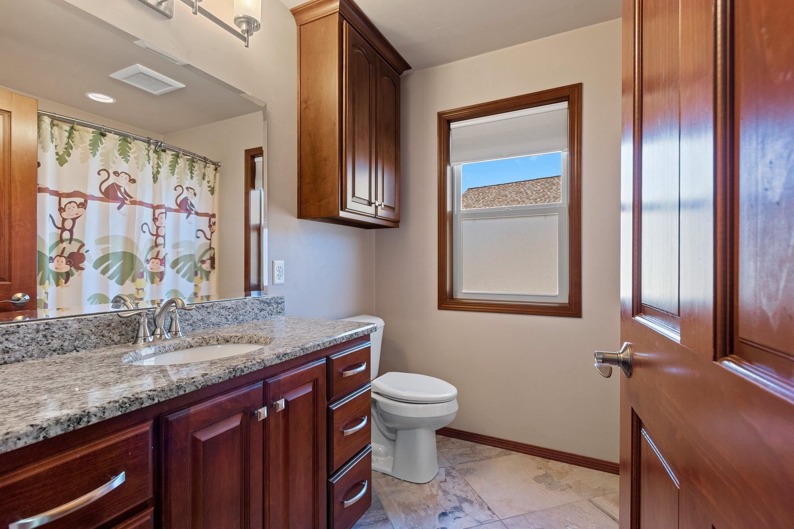 DE PERE, Wisconsin, 54115, United States, 5 Bedrooms Bedrooms, ,4 BathroomsBathrooms,Residential,For Sale,2048678
