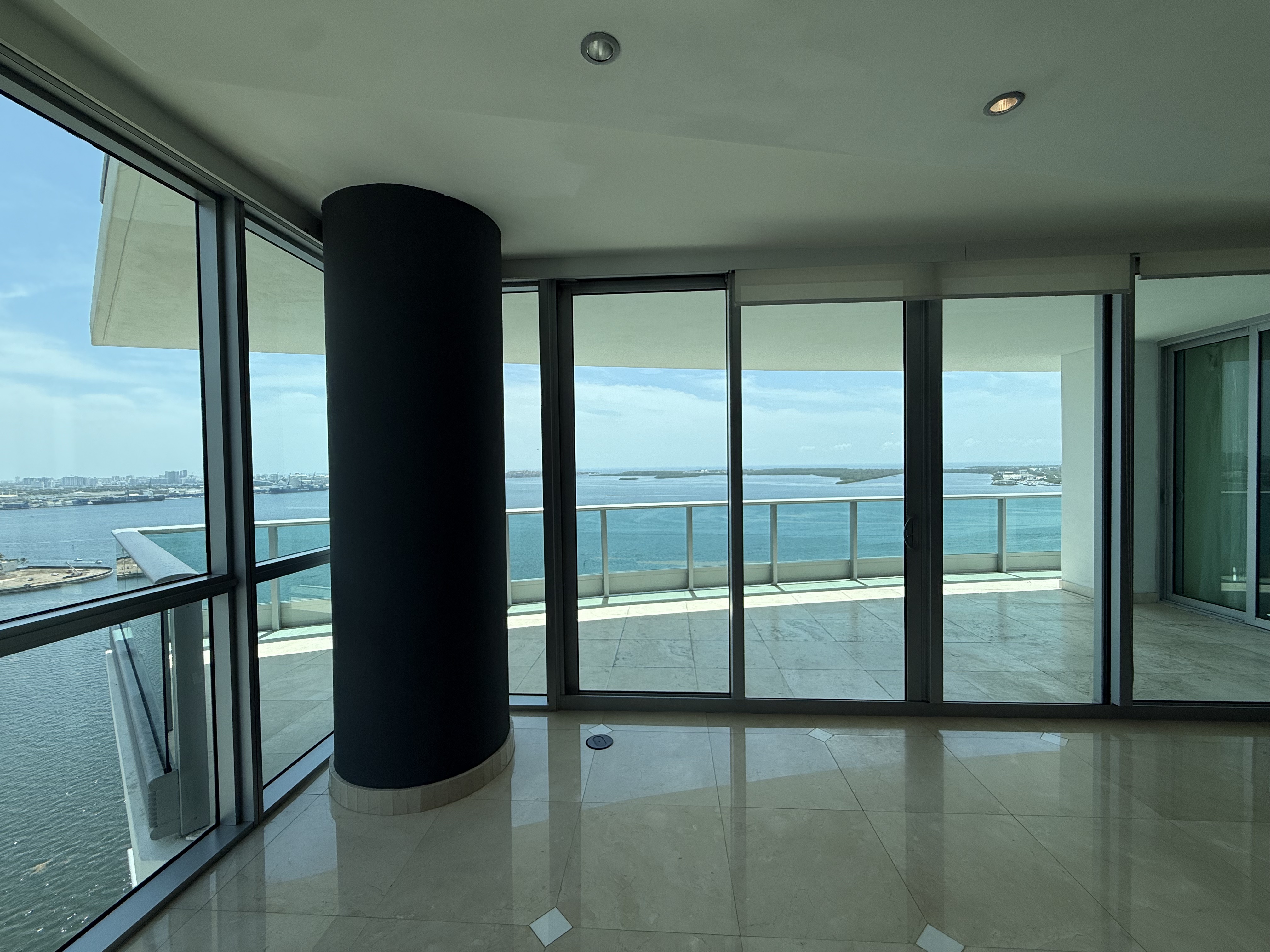  1331 Brickell Bay Drive, Miami, FL 33131 - 物件實景