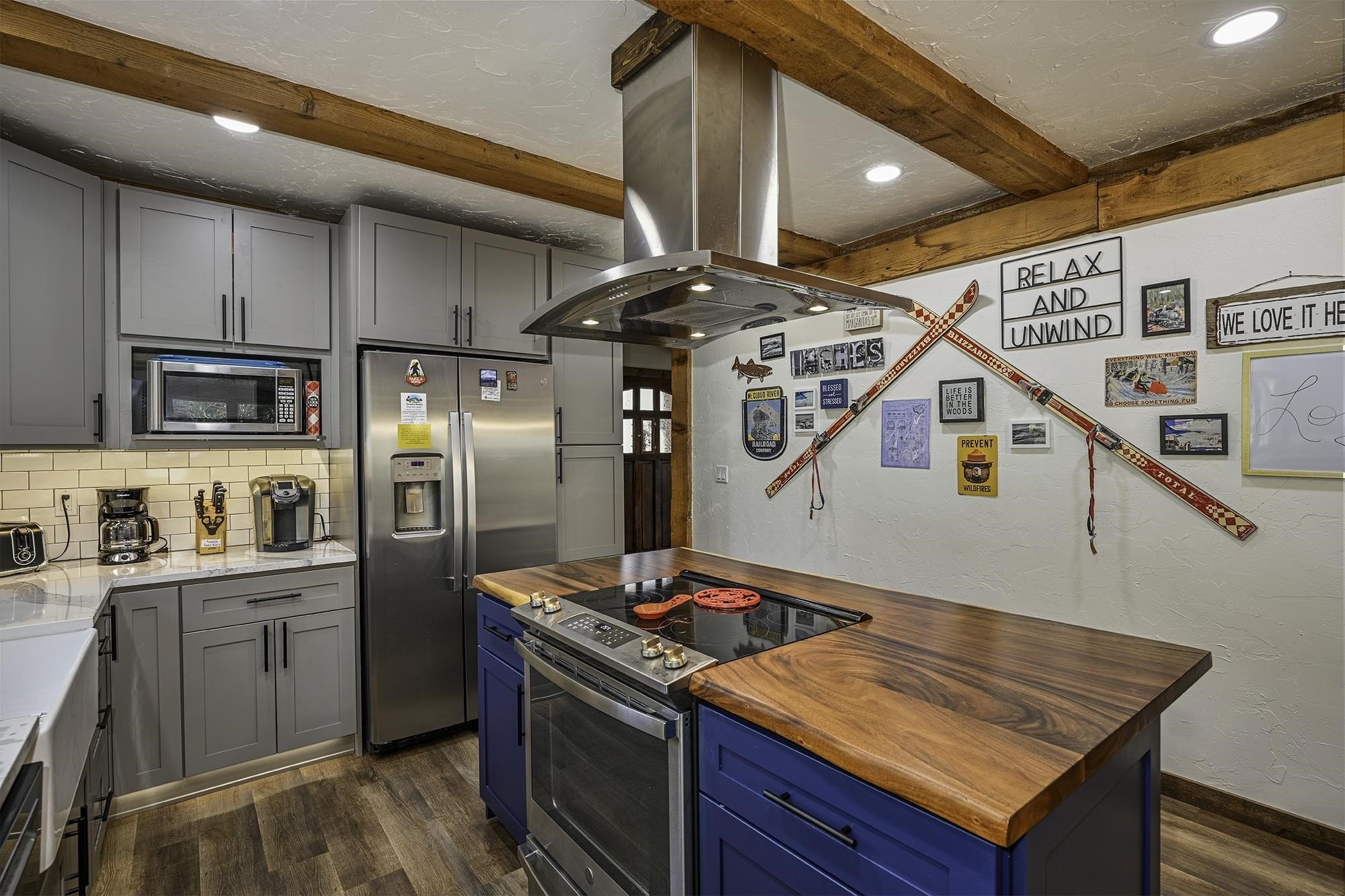 Mt Shasta, California, 96067, United States, 4 Bedrooms Bedrooms, ,3 BathroomsBathrooms,Residential,For Sale,1982137