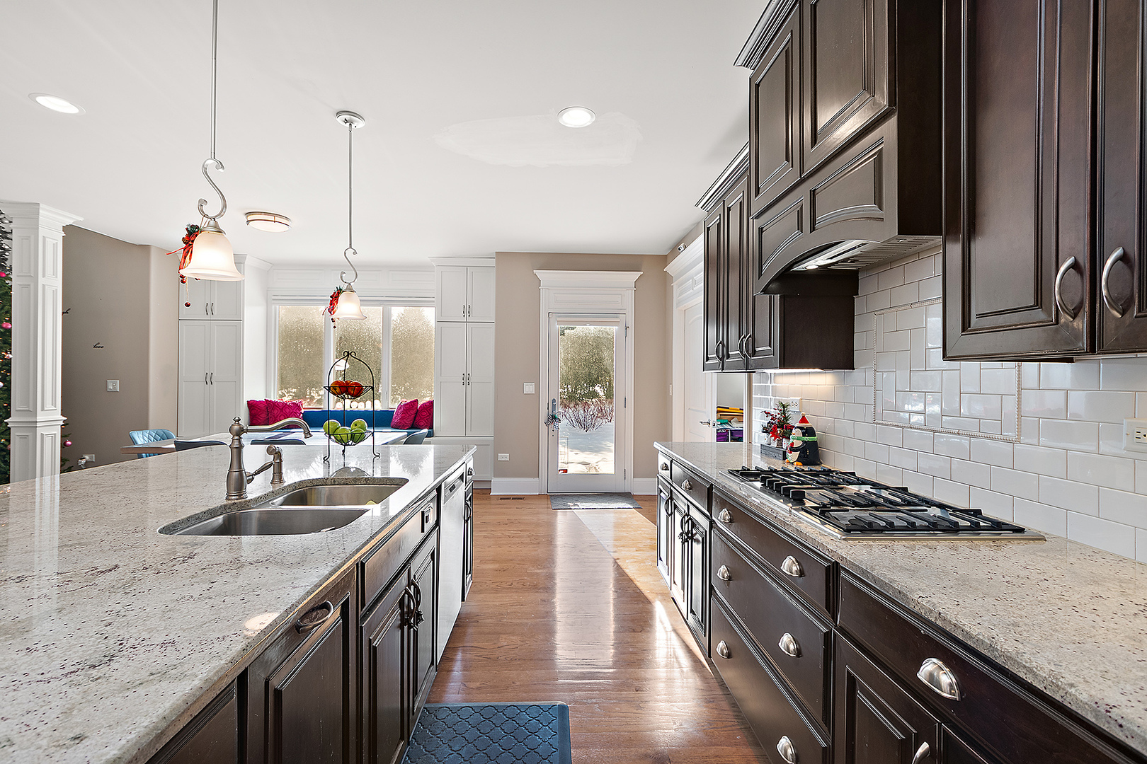 Mokena, Illinois, 60448, United States, 5 Bedrooms Bedrooms, ,4 BathroomsBathrooms,Residential,For Sale,2005248