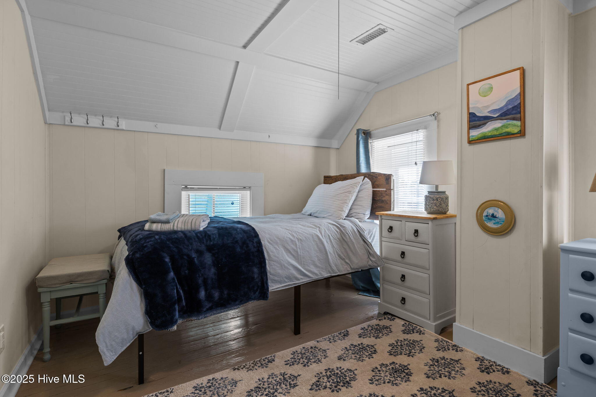 Beaufort, North Carolina, 28516, United States, 3 Bedrooms Bedrooms, ,2 BathroomsBathrooms,Residential,For Sale,1994463