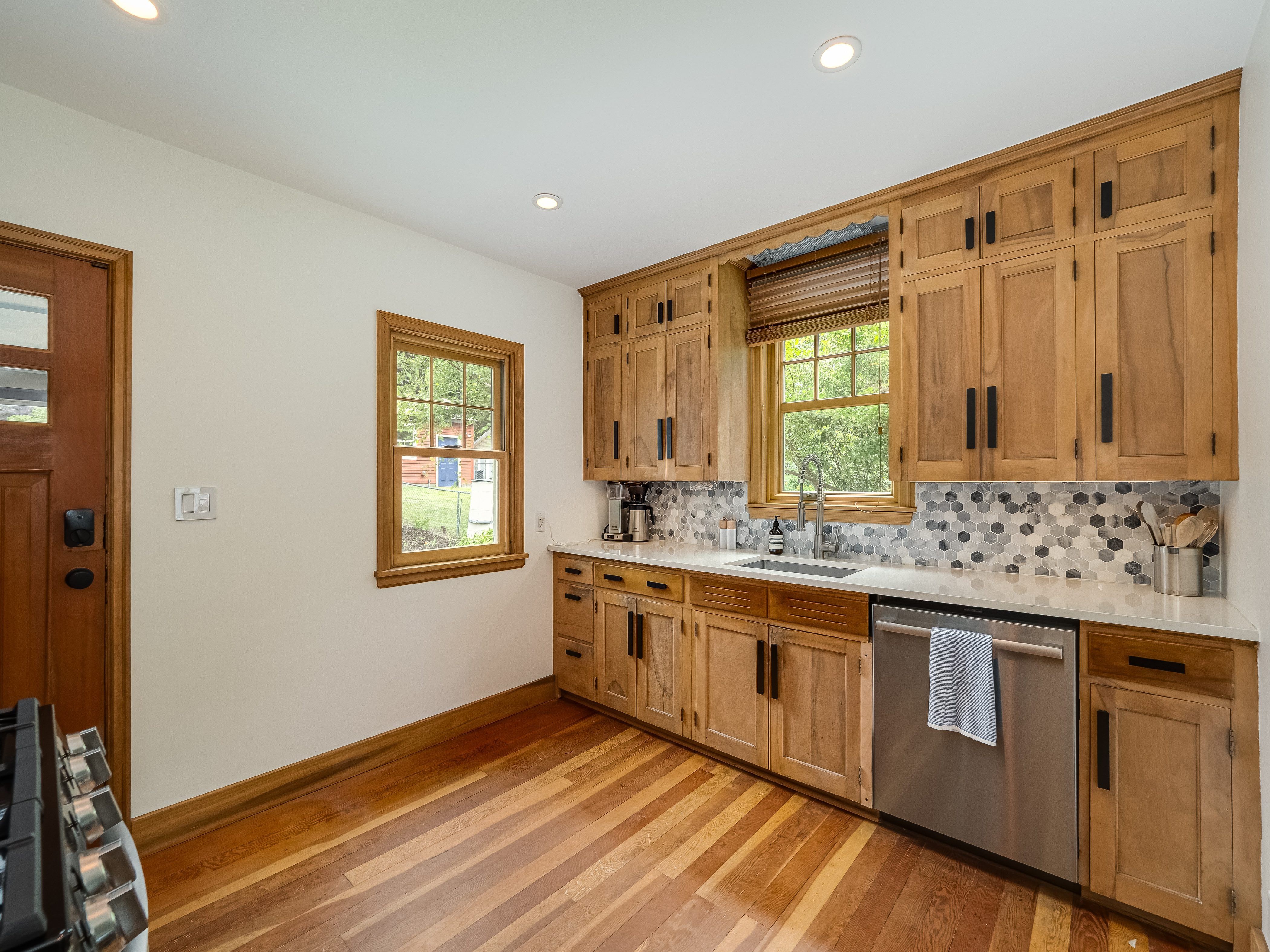  Warm Architectural Charm in the Heart of Bryn Mawr - 物件實景
