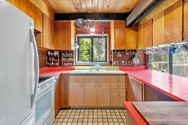 Fort Bragg, California, 95437, United States, 2 Bedrooms Bedrooms, ,2 BathroomsBathrooms,Residential,For Sale,1920805