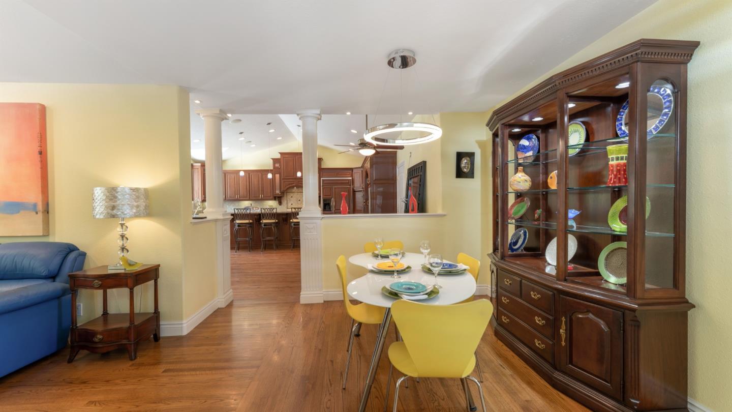 San Jose - Blossom Valley, California, 95123, United States, 3 Bedrooms Bedrooms, ,2 BathroomsBathrooms,Residential,For Sale,1742904