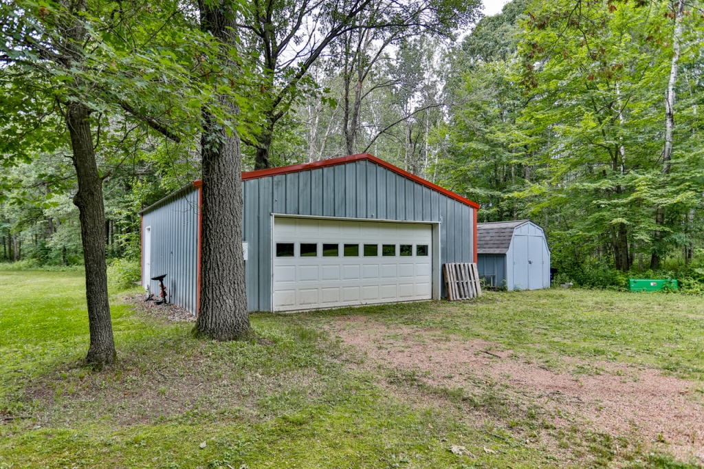 Wausau, Wisconsin, 54401, United States, 3 Bedrooms Bedrooms, ,3 BathroomsBathrooms,Residential,For Sale,1874102