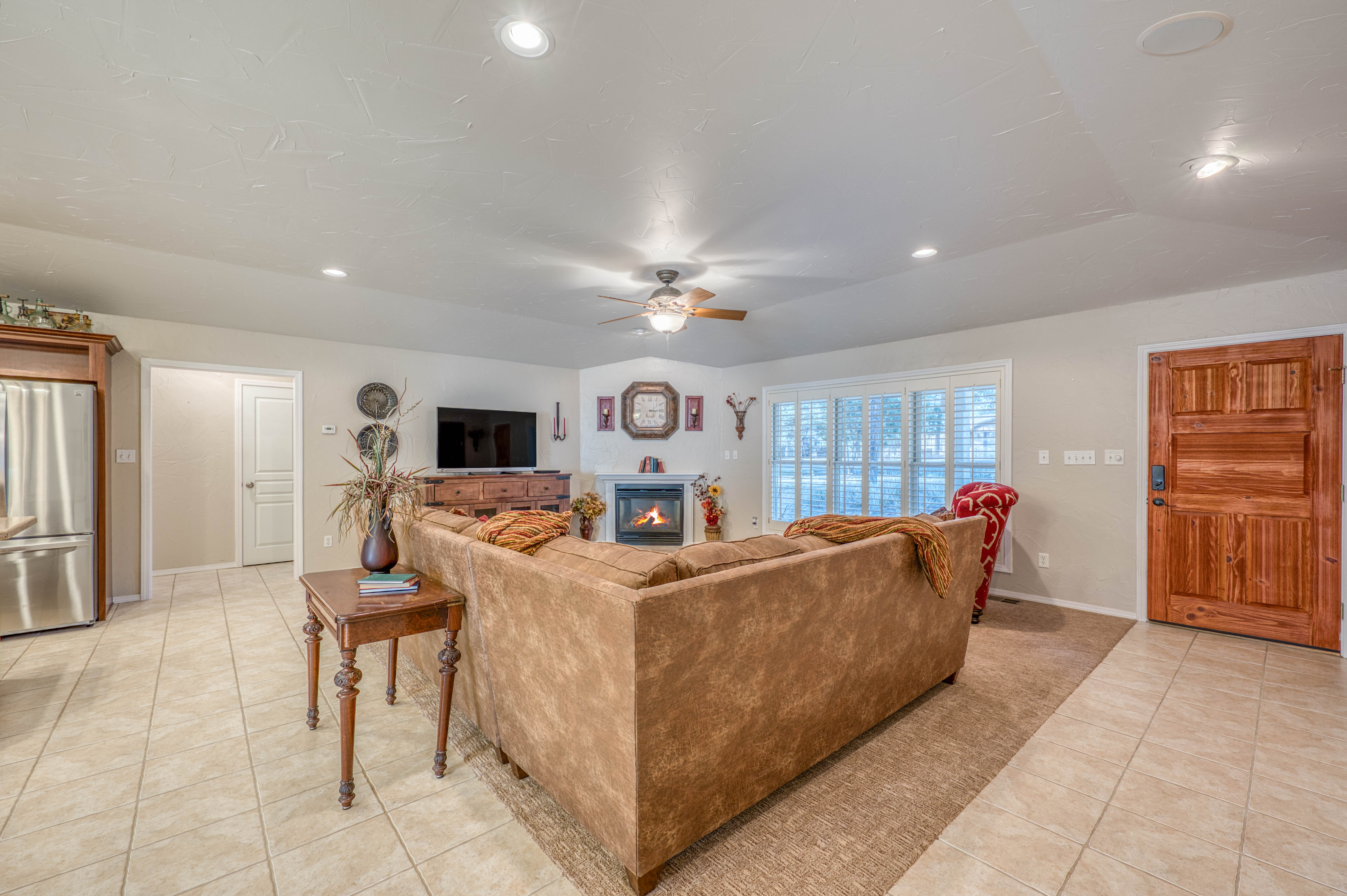 Alto, New Mexico, 88312, United States, 3 Bedrooms Bedrooms, ,2 BathroomsBathrooms,Residential,For Sale,2005100