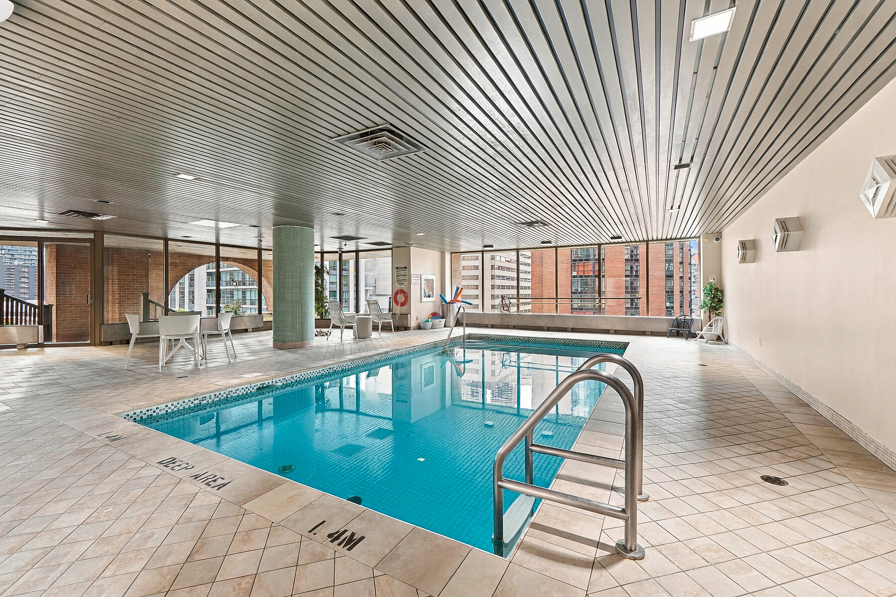  Elevated Yorkville Living - 物件實景