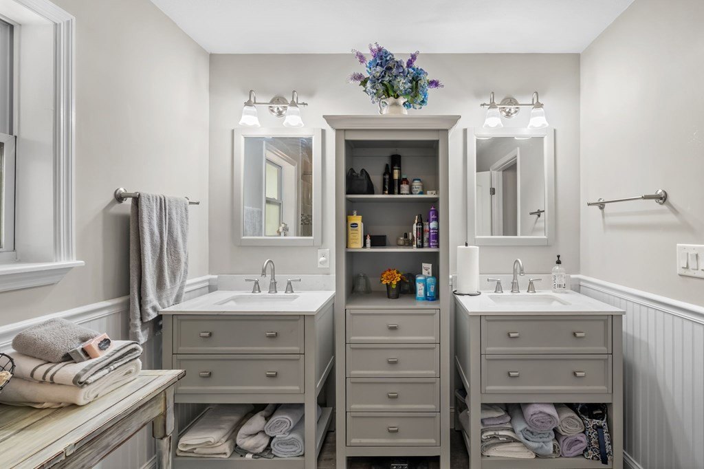 Blairsville, Georgia, 30512, United States, 3 Bedrooms Bedrooms, ,3 BathroomsBathrooms,Residential,For Sale,1979899