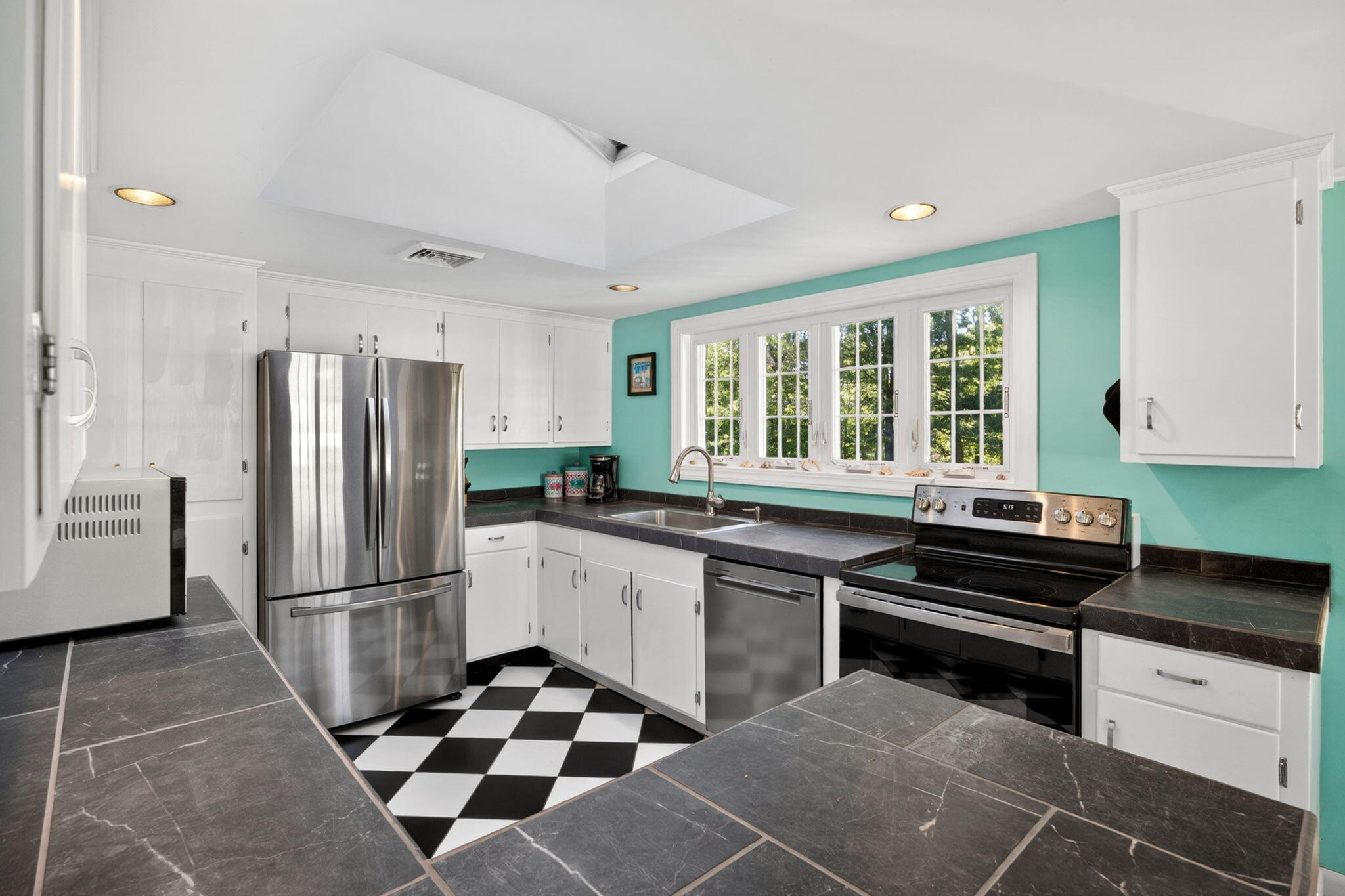  695 Cable Road, Eastham, MA, 02642 - 物件實景