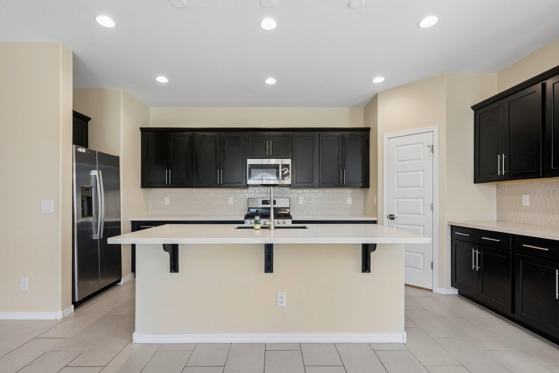  25572 N 142nd Lane  Surprise, AZ - 物件實景