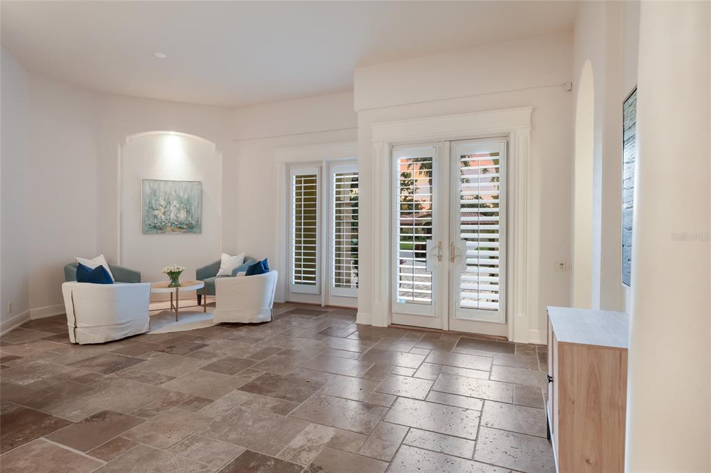 Sarasota, Florida, 34234, United States, 3 Bedrooms Bedrooms, ,3 BathroomsBathrooms,Residential,For Sale,1989538