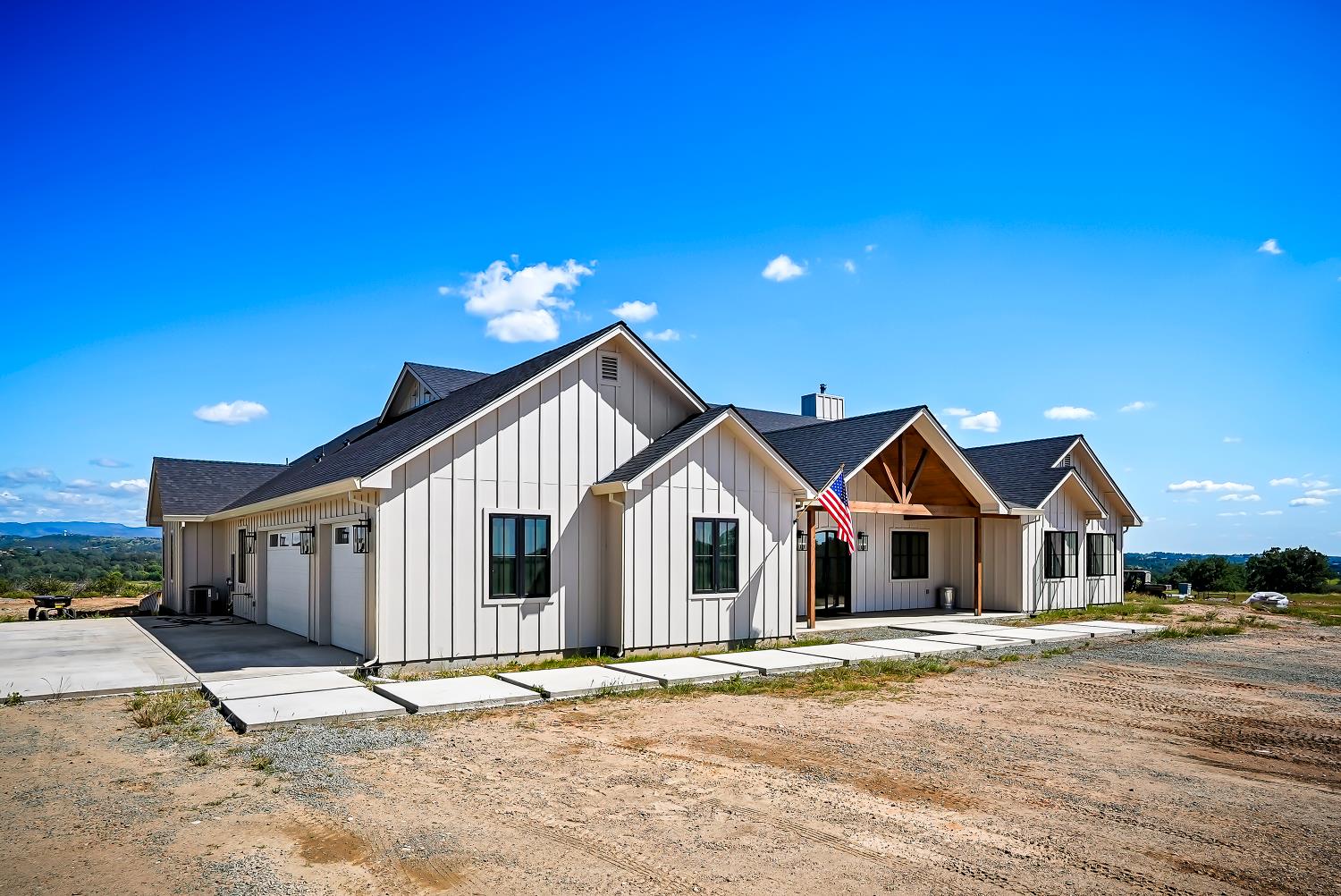 Burson, California, 95225, United States, 4 Bedrooms Bedrooms, ,4 BathroomsBathrooms,Residential,For Sale,2040271