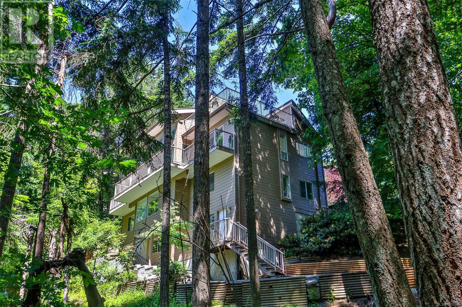 DUNCAN, British Columbia, V9L 5S6, CA, 4 Bedrooms Bedrooms, ,2 BathroomsBathrooms,Residential,For Sale,1873996