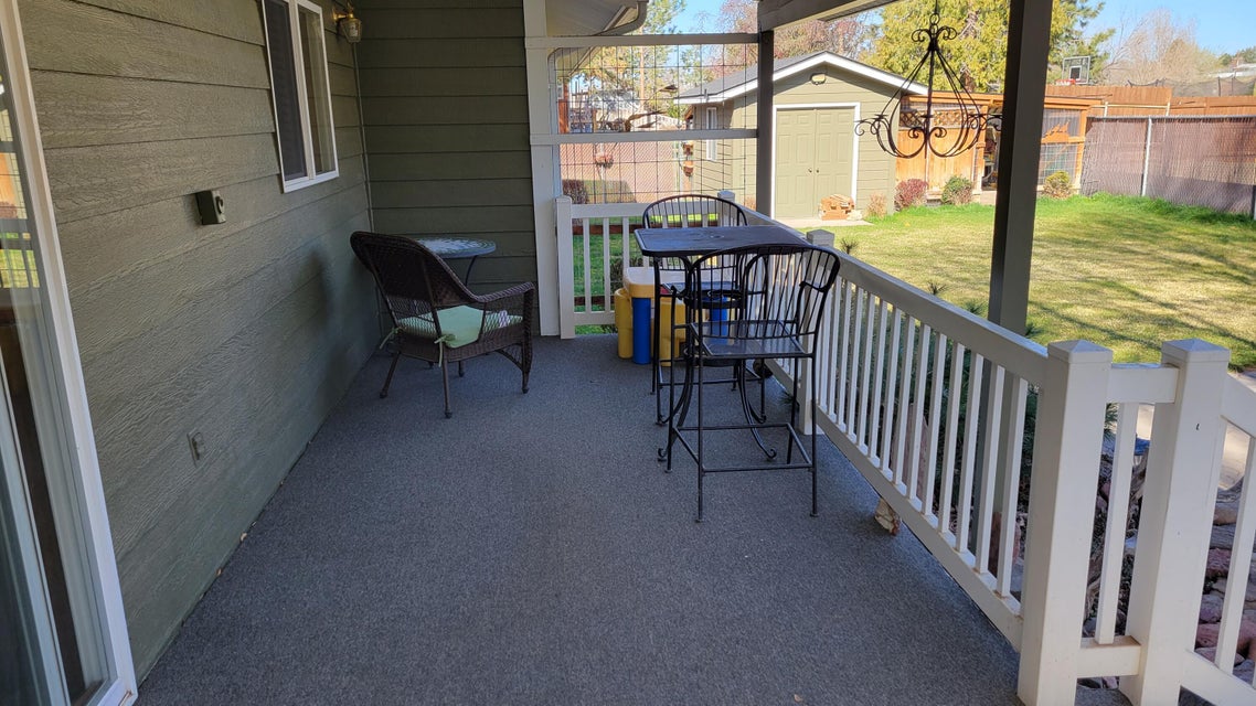 Prineville, Oregon, 97754, United States, 3 Bedrooms Bedrooms, ,2 BathroomsBathrooms,Residential,For Sale,1901571