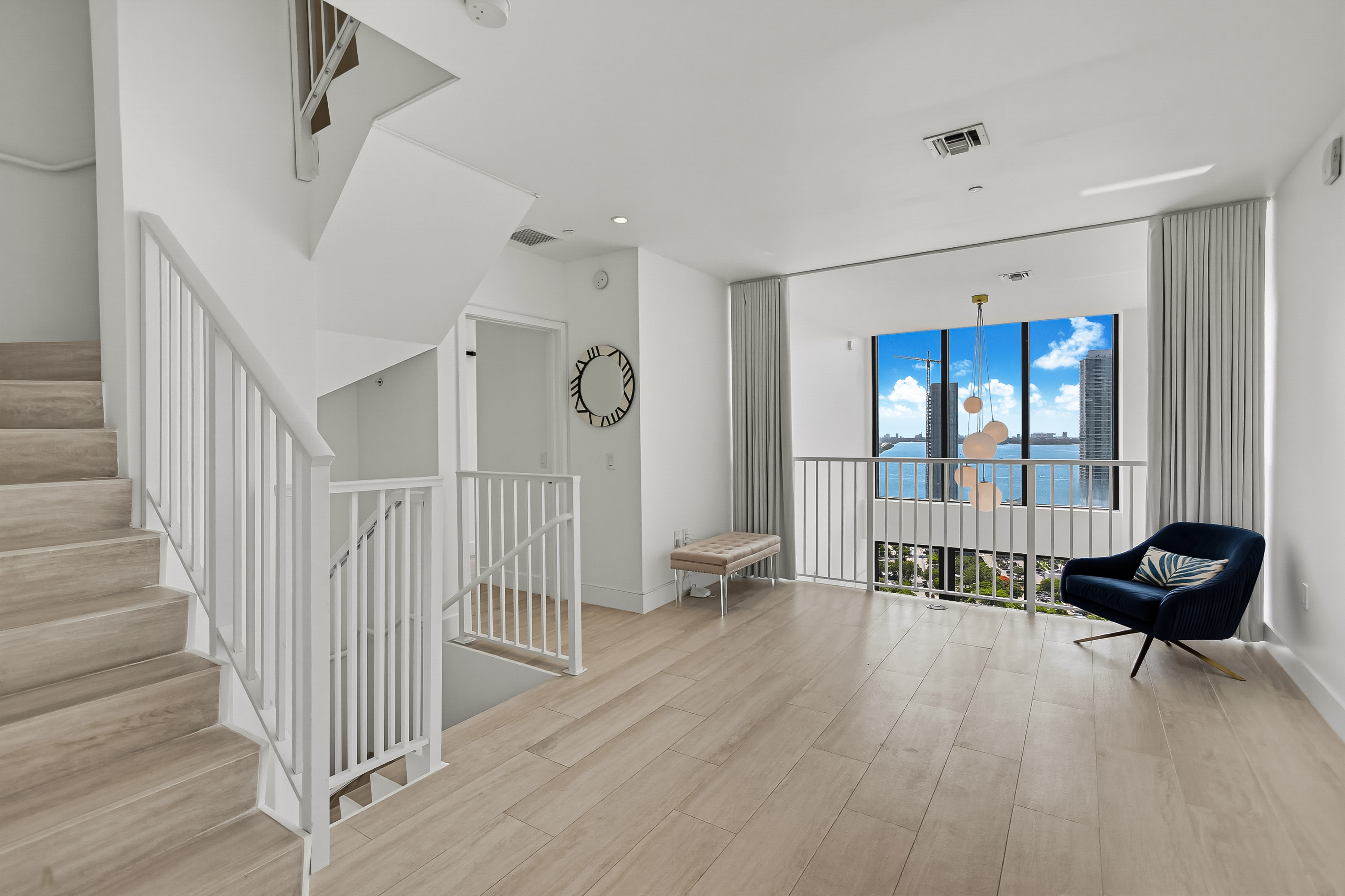  121 NE 34th St, Miami, FL, 33137 - 物件實景