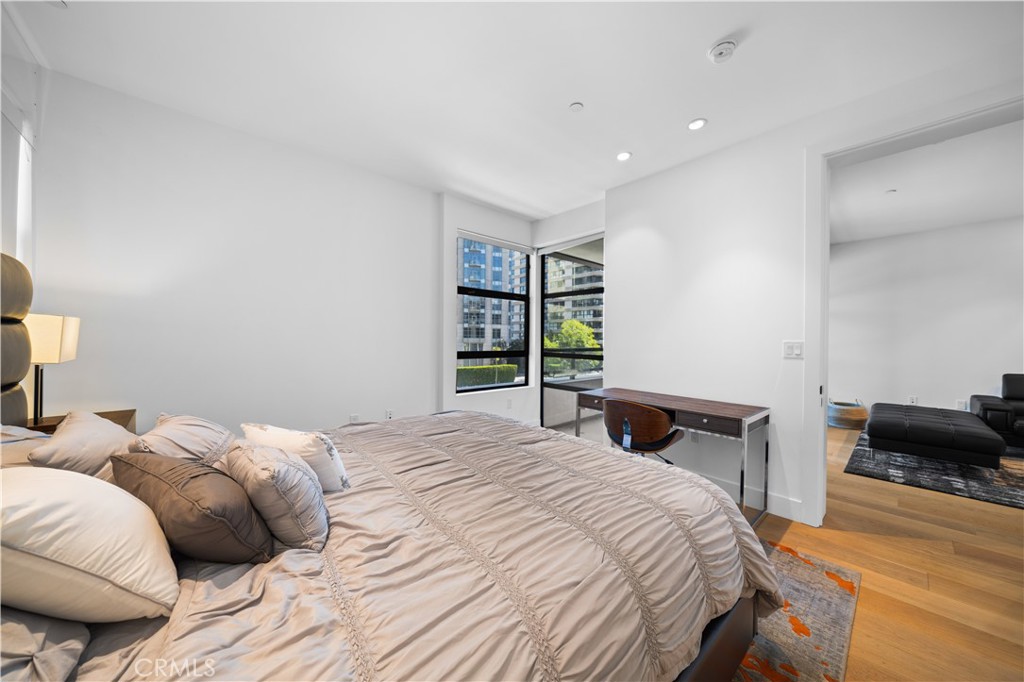 Los Angeles, California, 90024, United States, 2 Bedrooms Bedrooms, ,2 BathroomsBathrooms,Residential,For Sale,1746972