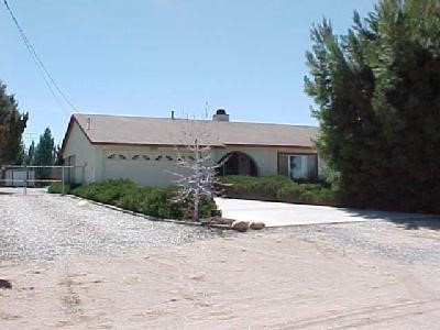 Hesperia, California, 92345, United States, 4 Bedrooms Bedrooms, ,3 BathroomsBathrooms,Residential,For Sale,1975894