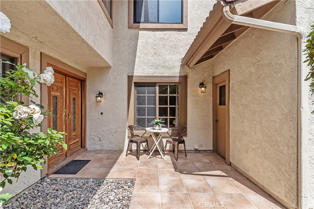 Huntington Beach, California, 92646, United States, 4 Bedrooms Bedrooms, ,3 BathroomsBathrooms,Residential,For Sale,1906442