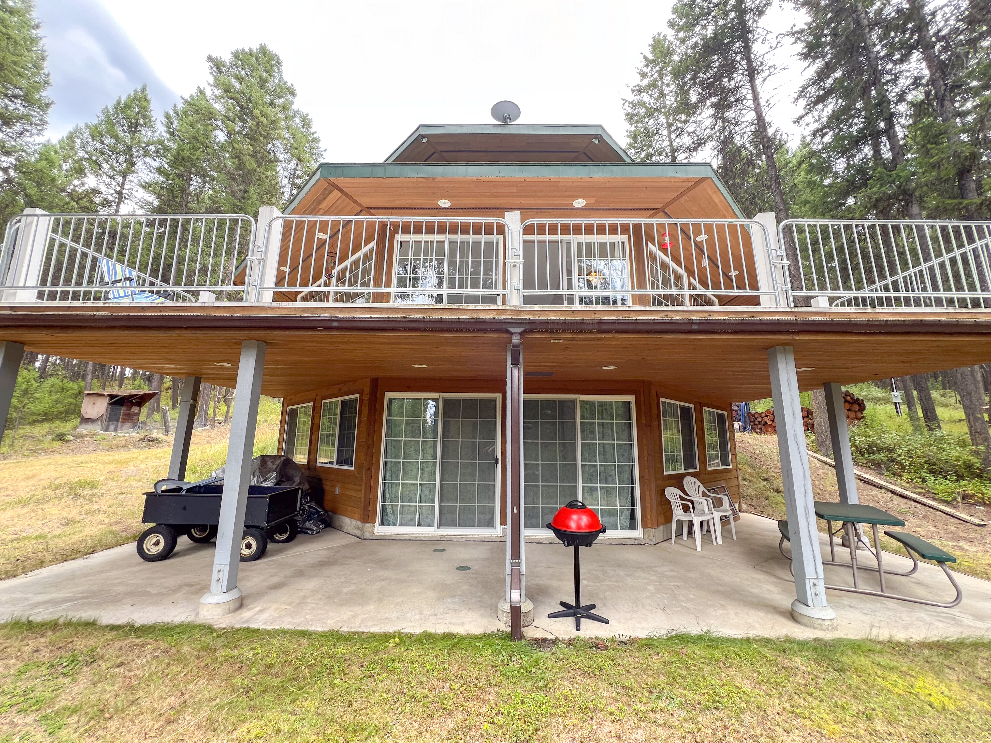 Republic, Washington, 99166, United States, 3 Bedrooms Bedrooms, ,3 BathroomsBathrooms,Residential,For Sale,1976903