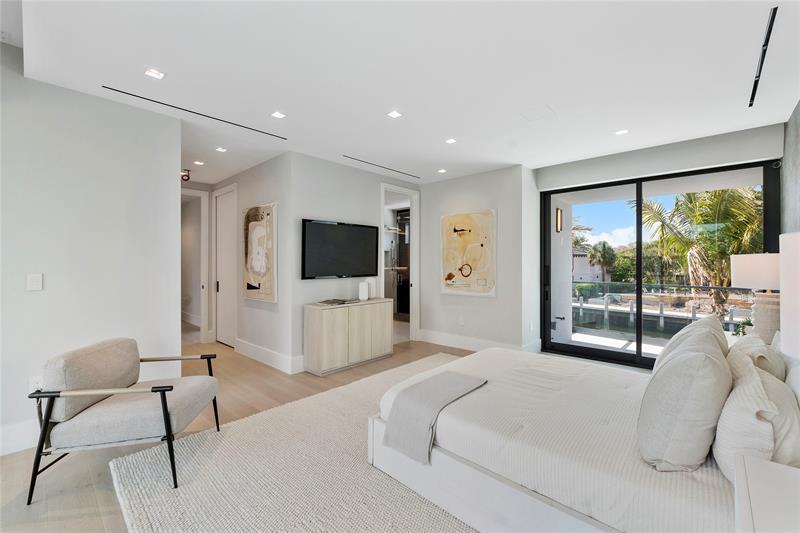 Fort Lauderdale, Florida, 33306, United States, 6 Bedrooms Bedrooms, ,8 BathroomsBathrooms,Residential,For Sale,1958113