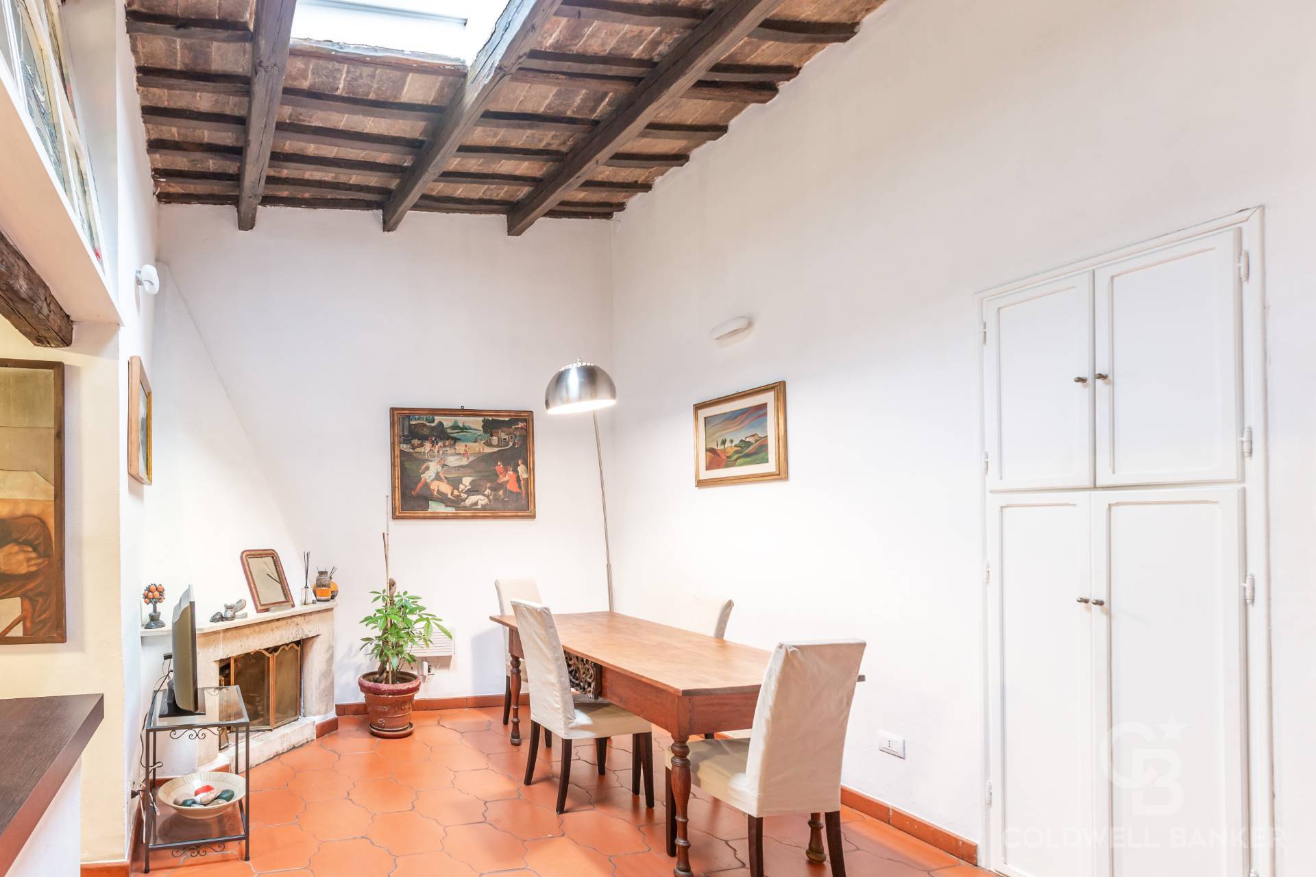 Roma, Roma, 00100, IT, 3 Bedrooms Bedrooms, ,2 BathroomsBathrooms,Residential,For Sale,1837964