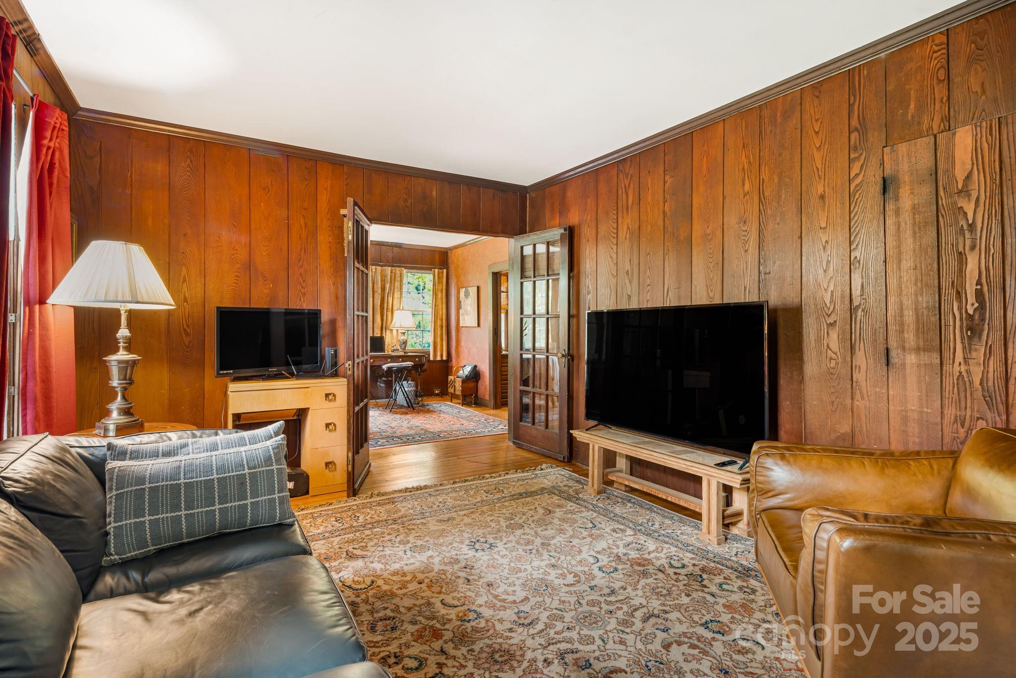 Black Mountain, North Carolina, 28711, United States, 7 Bedrooms Bedrooms, ,9 BathroomsBathrooms,Residential,For Sale,1974743