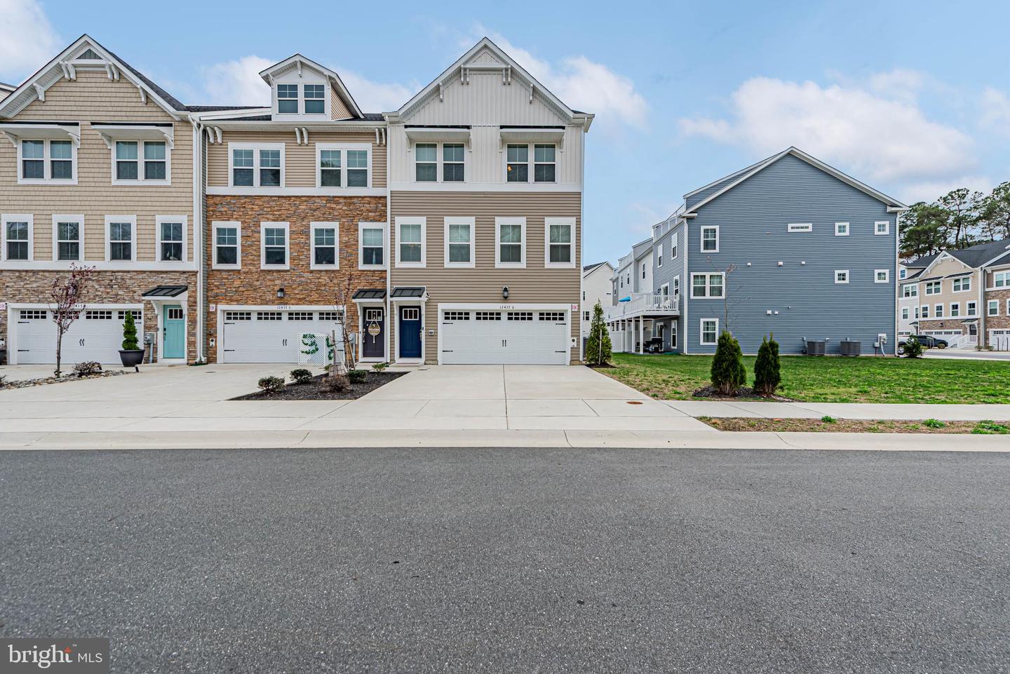 Berlin, Maryland, 21811, United States, 4 Bedrooms Bedrooms, ,5 BathroomsBathrooms,Residential,For Sale,1760244