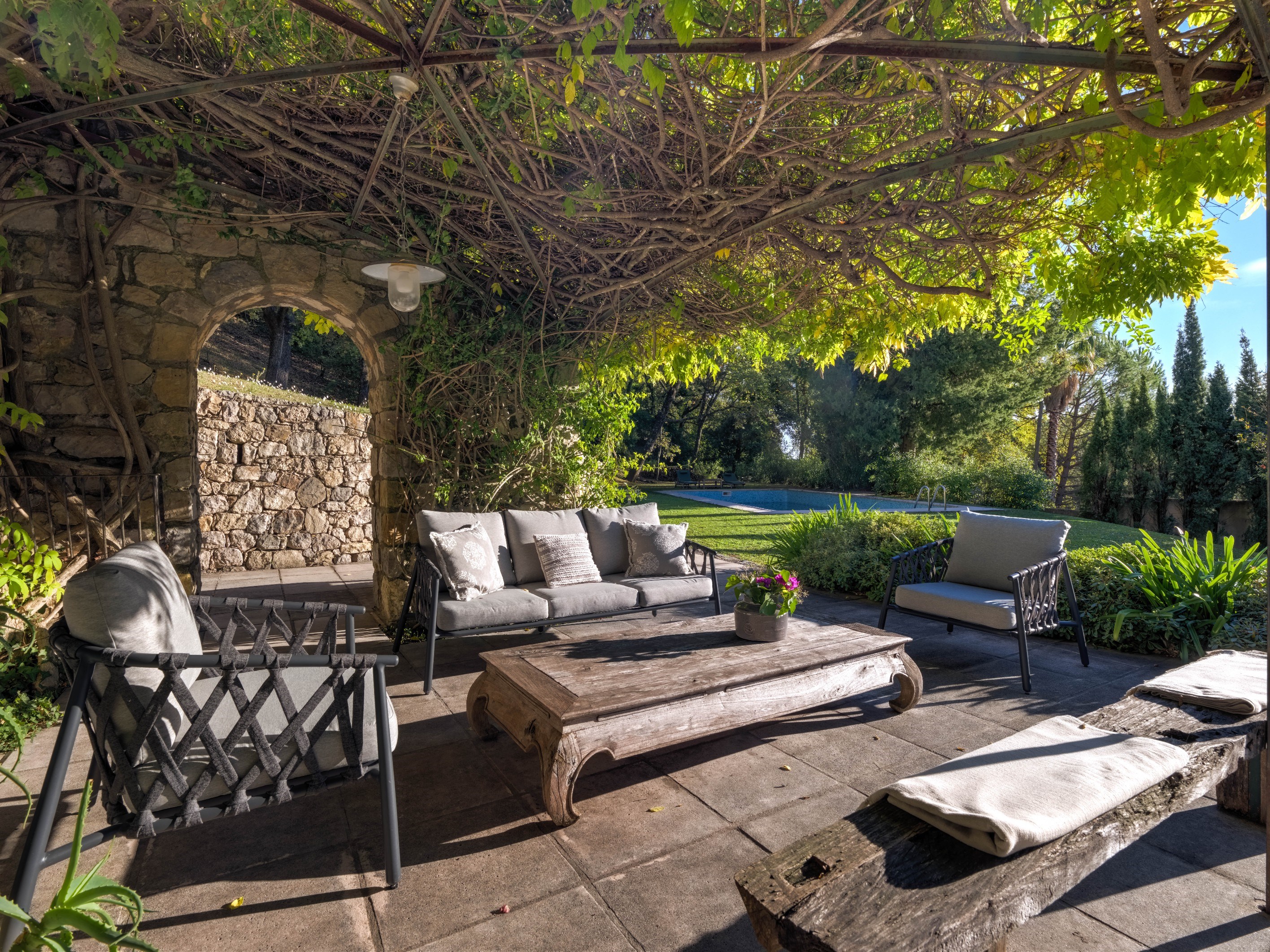  19th-century stone mas for sale, pool and guest house, provence côte d’azur - 物件實景