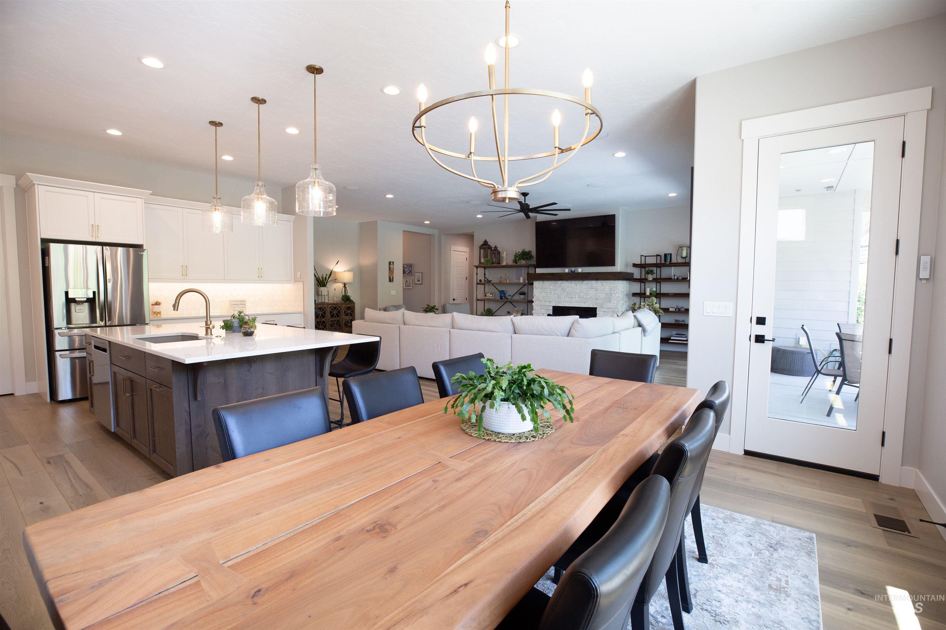 Meridian, Idaho, 83642, United States, 3 Bedrooms Bedrooms, ,3 BathroomsBathrooms,Residential,For Sale,1901356