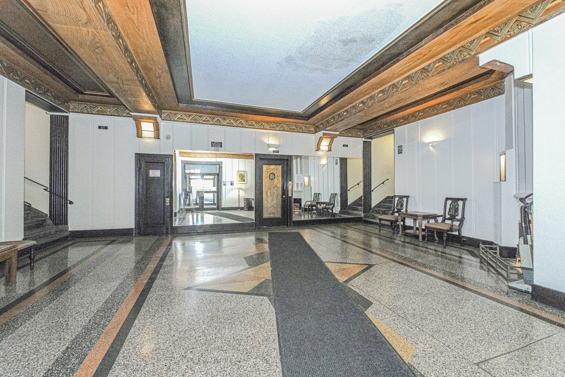  8020 4th Ave #C5 - 物件實景