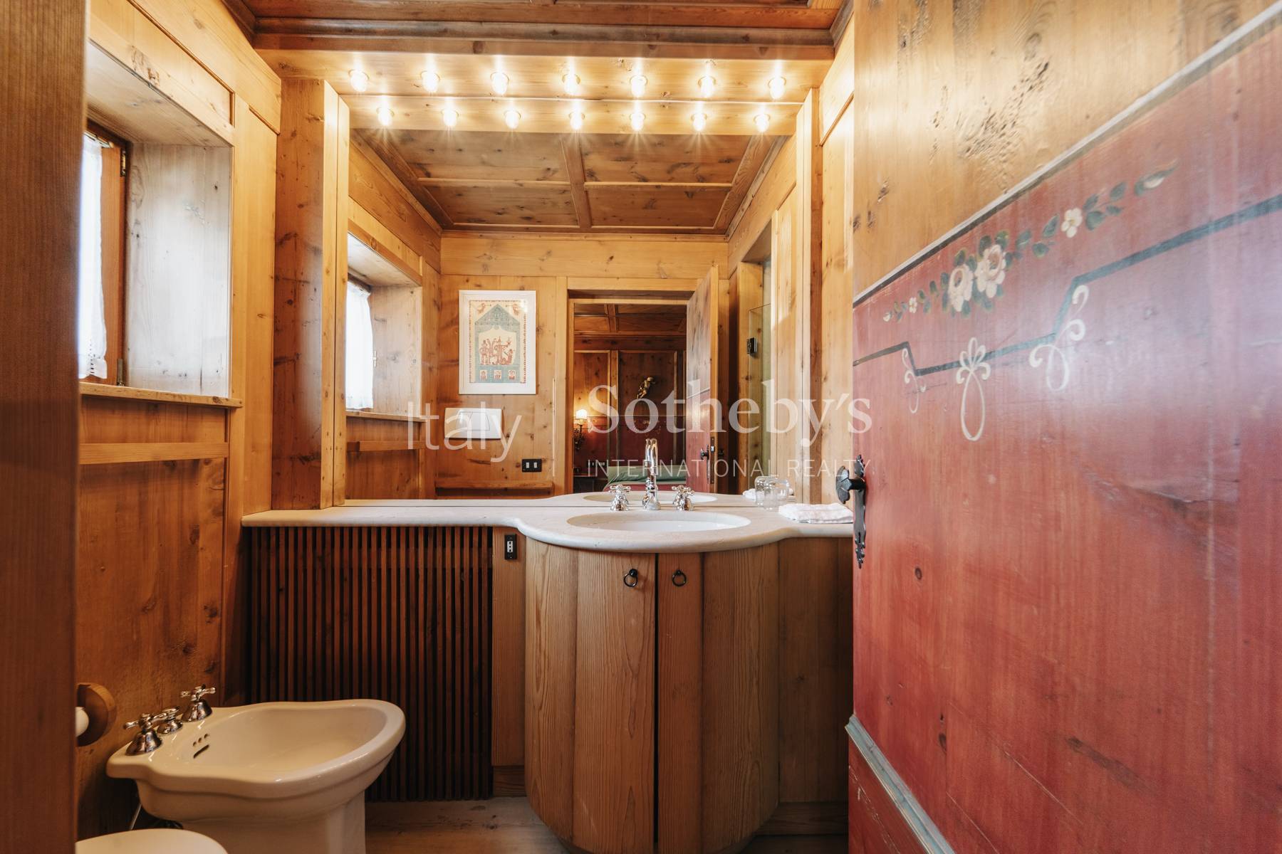  Exclusive property with breathtaking views in the heart of Cortina - 物件實景