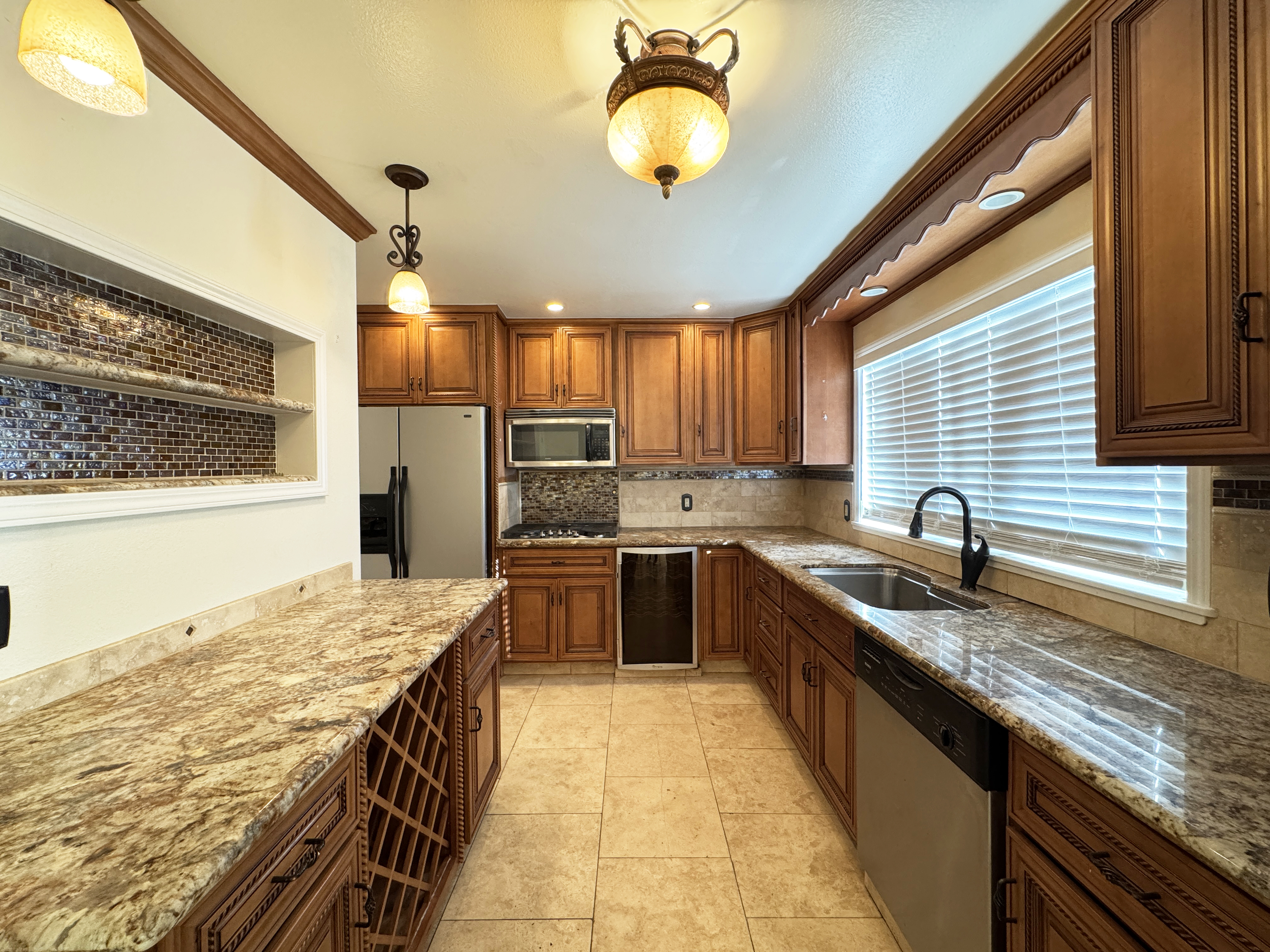 Ukiah, California, 95482, United States, 3 Bedrooms Bedrooms, ,2 BathroomsBathrooms,Residential,For Sale,1845270