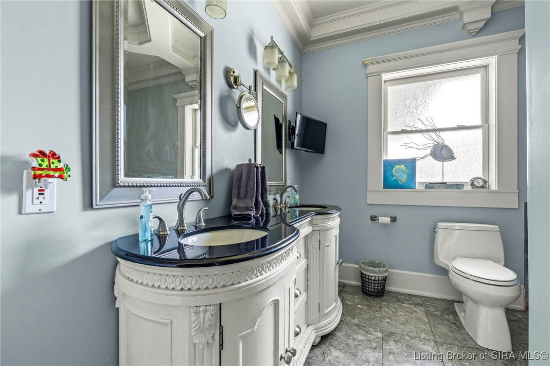 Jeffersonville, Indiana, 47130, United States, 4 Bedrooms Bedrooms, ,4 BathroomsBathrooms,Residential,For Sale,1897686