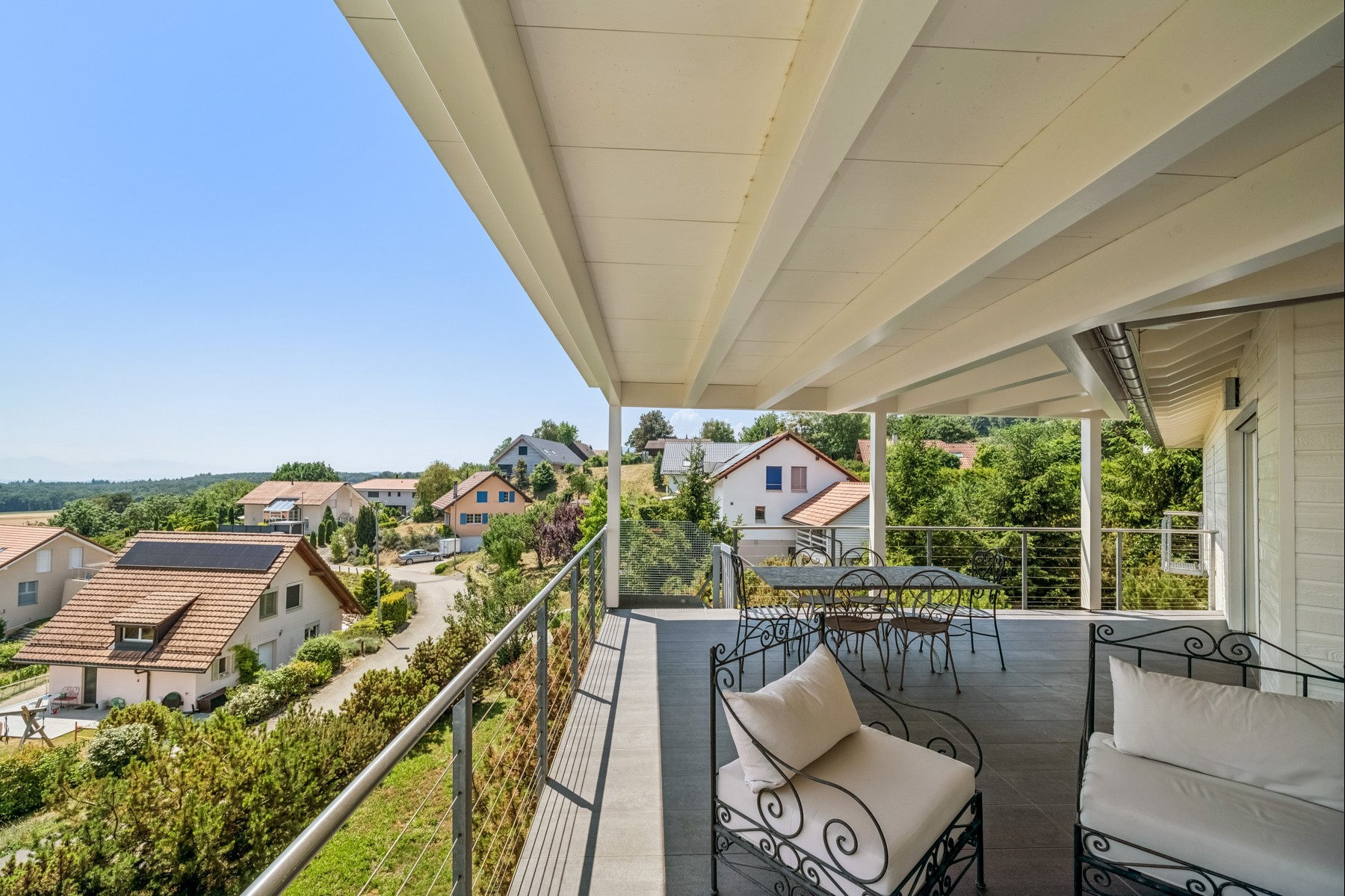  Contemporary architect-designed villa with spectacular spaces, at the foot of Le - 物件實景