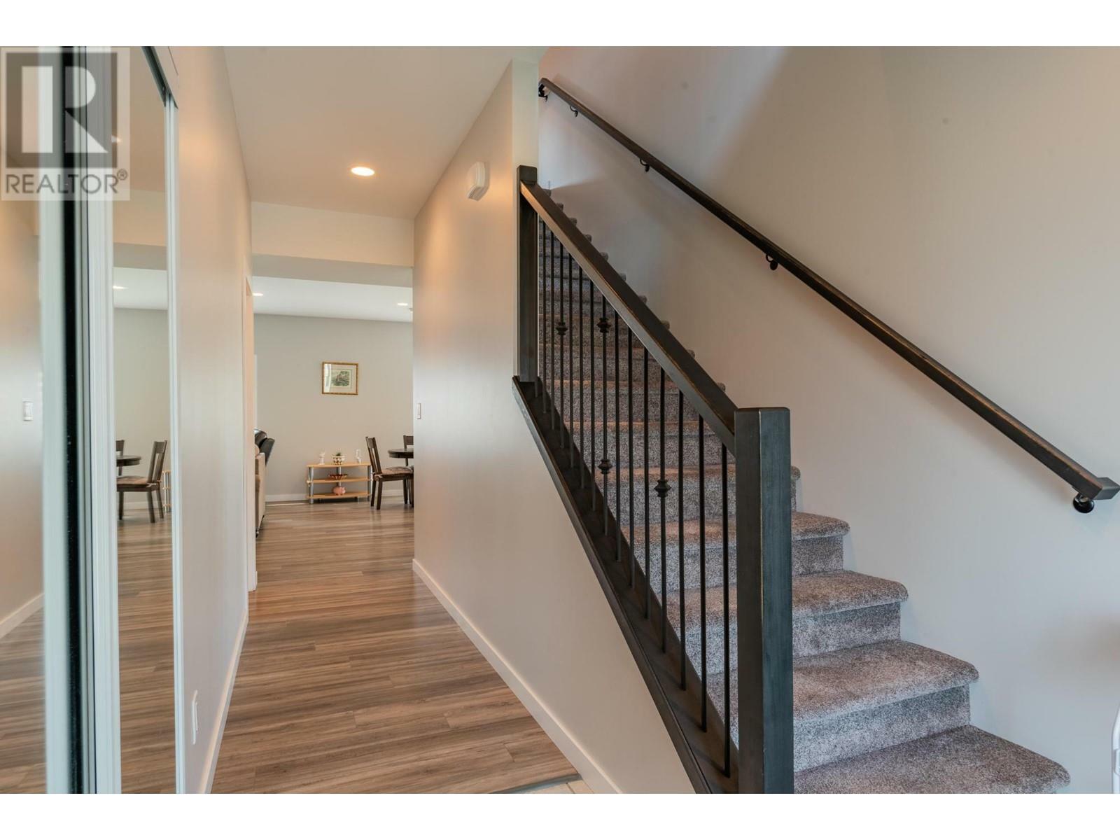 CASTLEGAR, British Columbia, V1N 4X8, CA, 4 Bedrooms Bedrooms, ,2 BathroomsBathrooms,Residential,For Sale,1839232