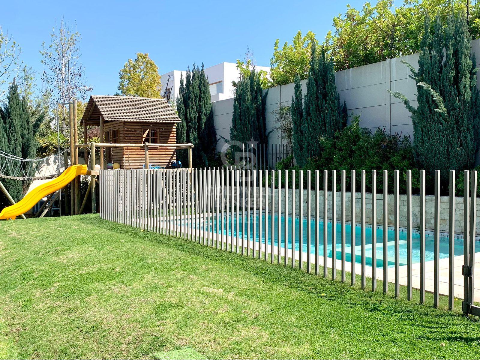 Lo Barnechea, Chile, 7 Bedrooms Bedrooms, ,5 BathroomsBathrooms,Residential,For Sale,1955589