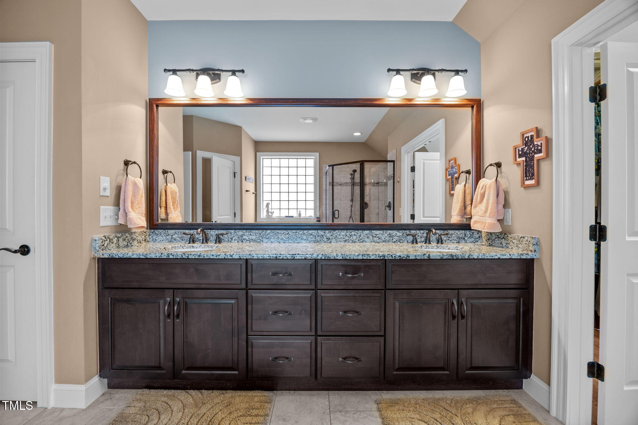 Apex, North Carolina, 27502, United States, 5 Bedrooms Bedrooms, ,4 BathroomsBathrooms,Residential,For Sale,1901280