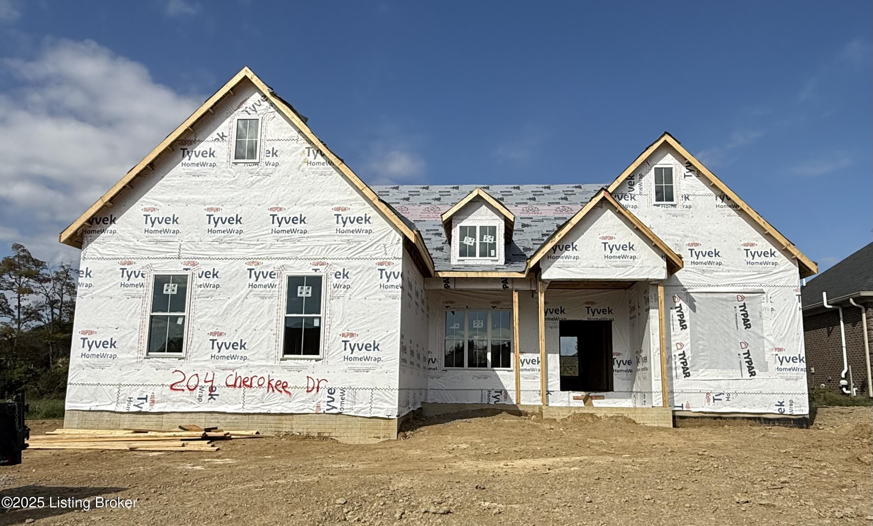 Shelbyville, Kentucky, 40065, United States, 3 Bedrooms Bedrooms, ,2 BathroomsBathrooms,Residential,For Sale,1960743