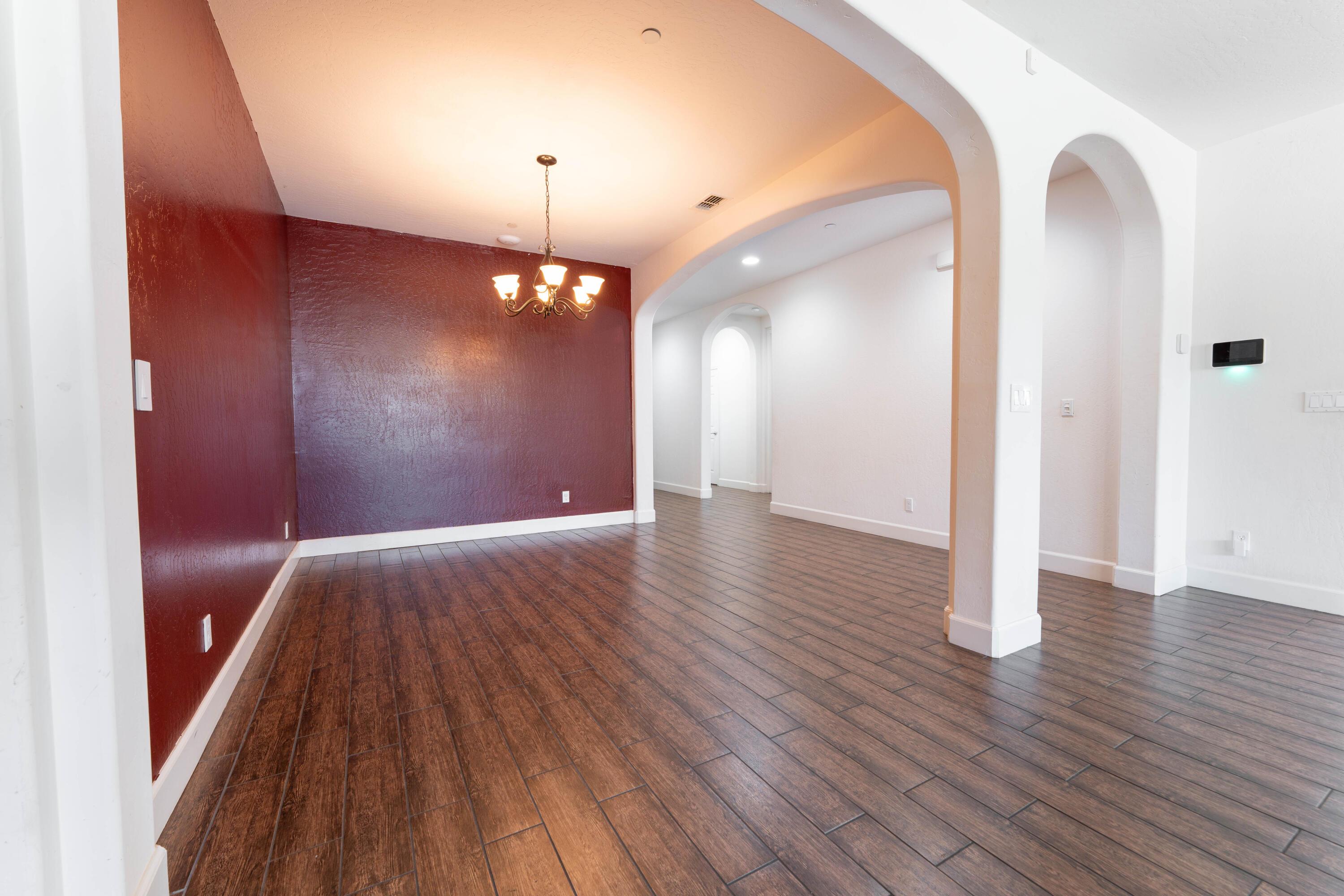 Tulare, California, 93274, United States, 4 Bedrooms Bedrooms, ,3 BathroomsBathrooms,Residential,For Sale,1975083